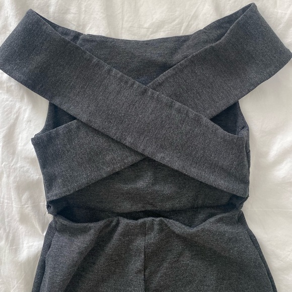 Aritzia - Babaton grey dress - XXS - Picture 4 of 5